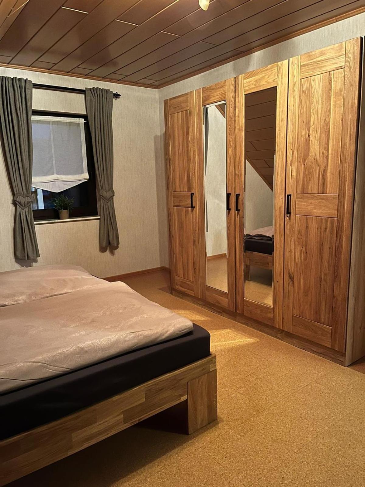 Kaisers Ferienhaus Kaifenheim Екстер'єр фото