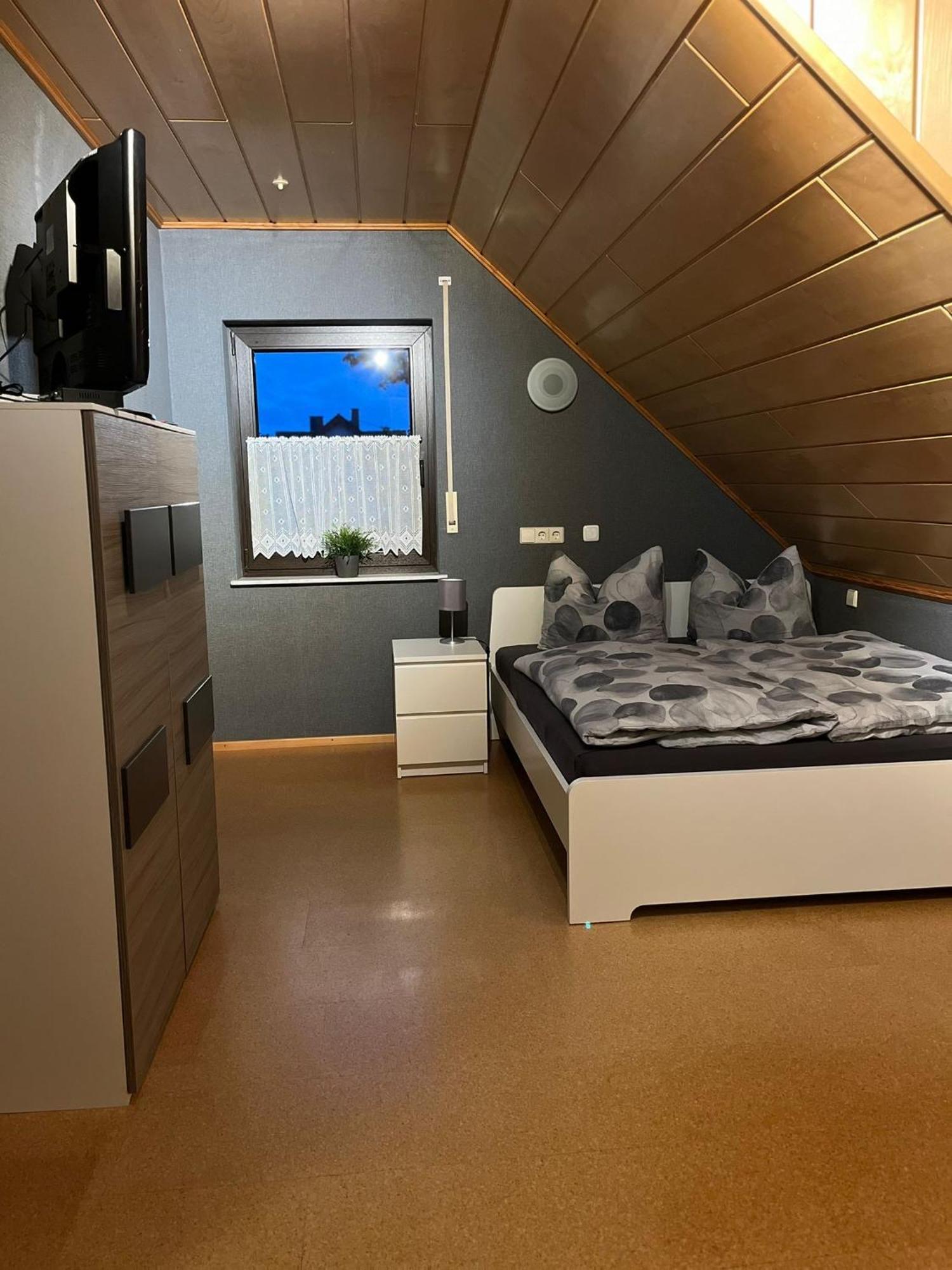 Kaisers Ferienhaus Kaifenheim Екстер'єр фото